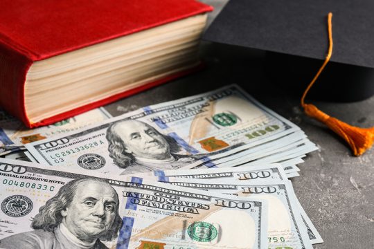 dollars panepistimia